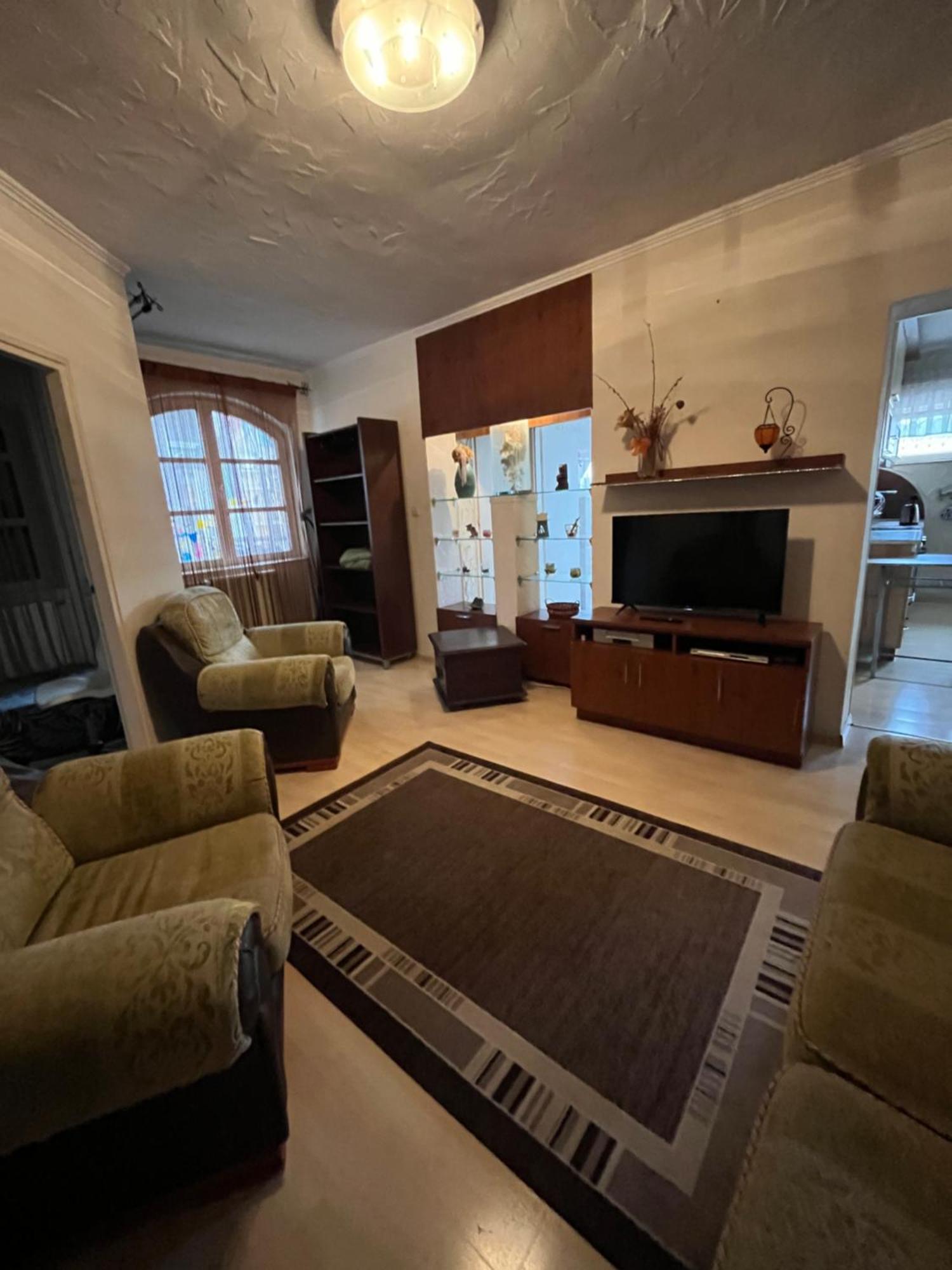 Tocc Apartment *